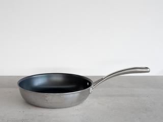Remoska® P2406/10TSC Nepriľnavá panvica 24 cm Quanta