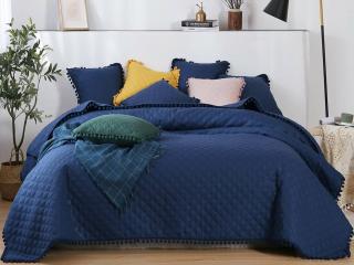 Prešívaný prehoz na posteľ Pompoo Rozmer: 160x220, Farba: Modrá