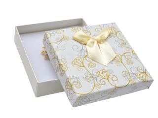 JKBOX Krémová papierová krabička s mašľou Diamonds na strednej sadu šperkov IK004