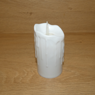 Dekoratívna sviečka s imitáciou plameňa, plastová