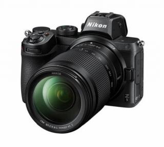 Nikon Z 5 + 24-200mm (Z) f/4-6.3 VR