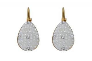 Náušnice z ocele zlaté s bielymi perličkami J050