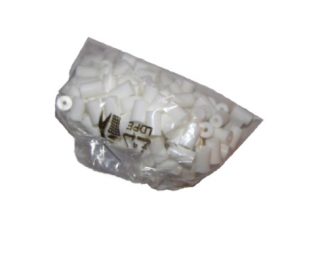 Medzerníky plastové biele s klinčekami, 100ks