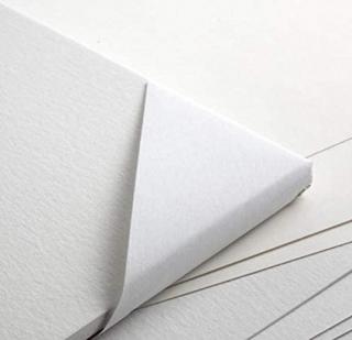 Papier FABRIANO 4 - Hladký - Lisovaný za studena - Buničina - rôzne gramáže