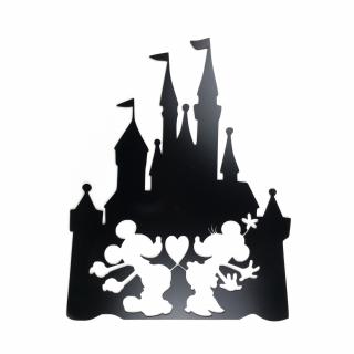 Drevená nástenná čierna dekorácia Zamilovaní Mickey a Minnie na Zámku