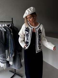 Biely sveter MYRNA so zapínaním na krku Veľkosť: ONESIZE