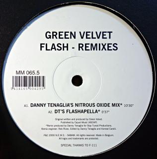 12  Green Velvet ‎– Flash - Remixes (Deska je lehce ohraná s jemnými vlásenkami a otisky prstů. Obal v pěkném stavu.)