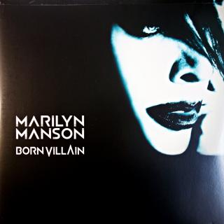 2xLP Marilyn Manson ‎– Born Villain (Na deskách jemné vlásenky a drobné povrchové oděrky. Rozevírací obal má na horních hranách obou křídel proseknutou prasklinu cca tři centimetry.)