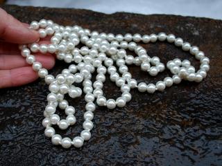 Náhrdelník perlový dlhý