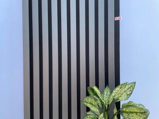 Akustický lamelový panel MDF- 585 - Štýlový sivý akustický panel pre moderné priestory-60x280 cm