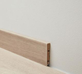 Vodeodolné soklové lišty 60 mm zladené s kolekciou Pure Rozmery: 60 x 2400 mm, Vzhľad: soklová lišta, názov alebo kód: Authentic Oak Brown