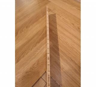 Drevená podlaha herringbone Dub, prírodný olej, 4V drážka, 11x110x600 mm (cena za m2)