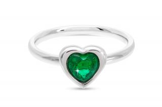 Dámsky jemný prsteň z chirurgickej ocele, srdce ozdobené zeleným zirkónom 4000310 Veľkosť prsteňa - obvod: 52 mm