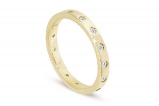 Pozlátený dámsky prsteň 14k zlatom, lesklý s drobnými zirkónmi 4000333 Veľkosť prsteňa - obvod: 51 mm