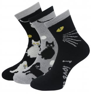 Zvýhodnený set 3 párov, chlpatých termo ponožiek s mačkami - čiernej farby A14 Veľkosť ponožiek: 35-38