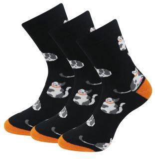 Zvýhodnený set 3 párov froté ponožiek s potlačou čiernobielej mačky - čiernej farby A12 Veľkosť ponožiek: 35-38