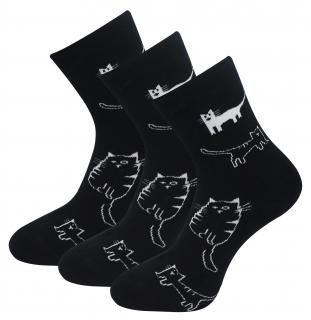 Zvýhodnený set 3 párov froté ponožiek s potlačou mačiek - čiernej farby A2 Veľkosť ponožiek: 35-38