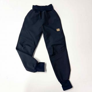 Detské softshellové nohavice  - zateplené flísom - rôzne farby Veľkosť: 104/110, Farba: Black