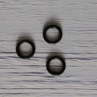 Karabínka krúžok 16 mm Farba: čierny lak