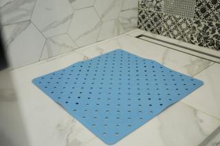 Protišmyková podložka do sprchy Farba: Modrá