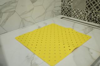Protišmyková podložka do sprchy Farba: Žltá