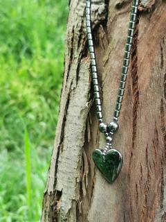 Hematit Sila srdca (náhrdelník)