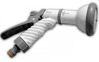 Nastaviteľná striekacia pištoľ pre záhradnú hadicu WHITE LINE STANDARD