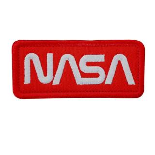 nášivka NASA worm bílá/červený podklad velcro