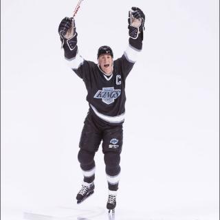 Figúrka McFarlane hokejová WAYNE GRETZKY 30 cm Limited Edition Action Figure - LA Kings