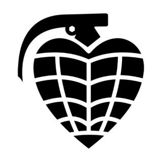 Samolepka granát v tvare srdca na auto a motorku, tuning nálepka (25101)