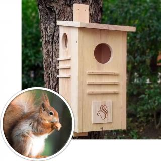 Drevená búdka pre veveričky BAT-MAN Squirrel