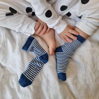 Detské bavlněné ponožky Emel - Prúžok Modrá - 100-61 19 - 22, Modrá