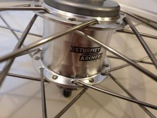 Sturmey Archer CS-RF3 náboj v zapleteném kole stříbrný