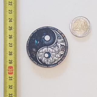 Jin Jang - Drevená magnetka - CoolArts Výška magnetky: 5 cm
