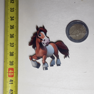 Koník - Drevená magnetka - CoolArts Výška magnetky: 5 cm