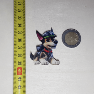 Psík odvaha - Drevená magnetka - CoolArts Výška magnetky: 5 cm