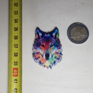 Vlk - Drevená magnetka - CoolArts Výška magnetky: 5 cm