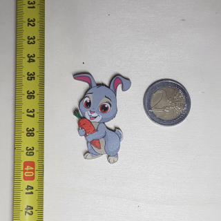 Zajac - Drevená magnetka - CoolArts Výška magnetky: 5 cm