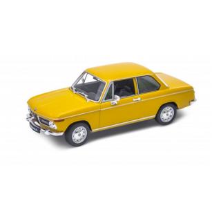 1:24 BMW 2002ti Krémová