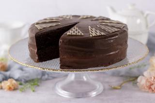 Sacher Cake Veľkosť: Celá Torta | 12ks