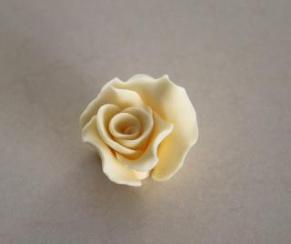 Ruža smotanová malá 4,5cm - 1ks