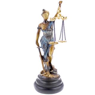 Socha spravodlivosti Justícia 33cm (Socha justitia s váhami spravodlivosti výšky 33 cm)
