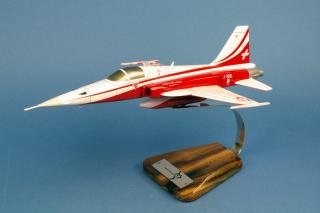 Maketový model lietadla F-5E TIGER