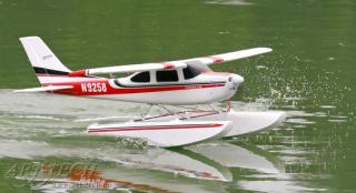 Montážny kit - plaváky na RC lietadlo Cessna 400 apod.