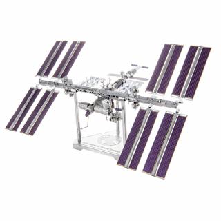 Oceľová stavebnice Medzinárodná vesmírna stanica Premium Series (ISS) ICX140