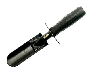 Black Ada dagger
