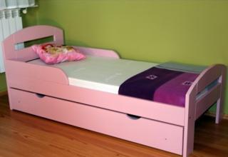 Detská posteľ TIMI 160x80 s úložným priestorom (Možnosť výberu z 9 farebných variantov)