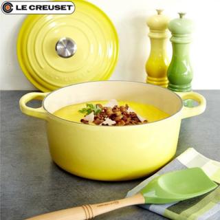 Le Creuset - Liatinový hrniec okrúhly s pokrievkou 20cm/2,4l žltý