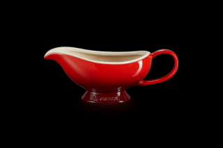 Le Creuset - omáčnik 460 ml červený