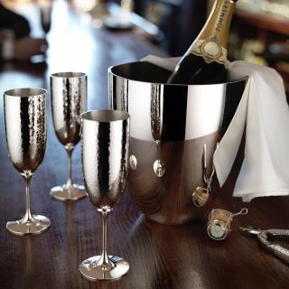 Robbe & Berking -  Luxusný pohár na šampanské - Martelé - postriebrený